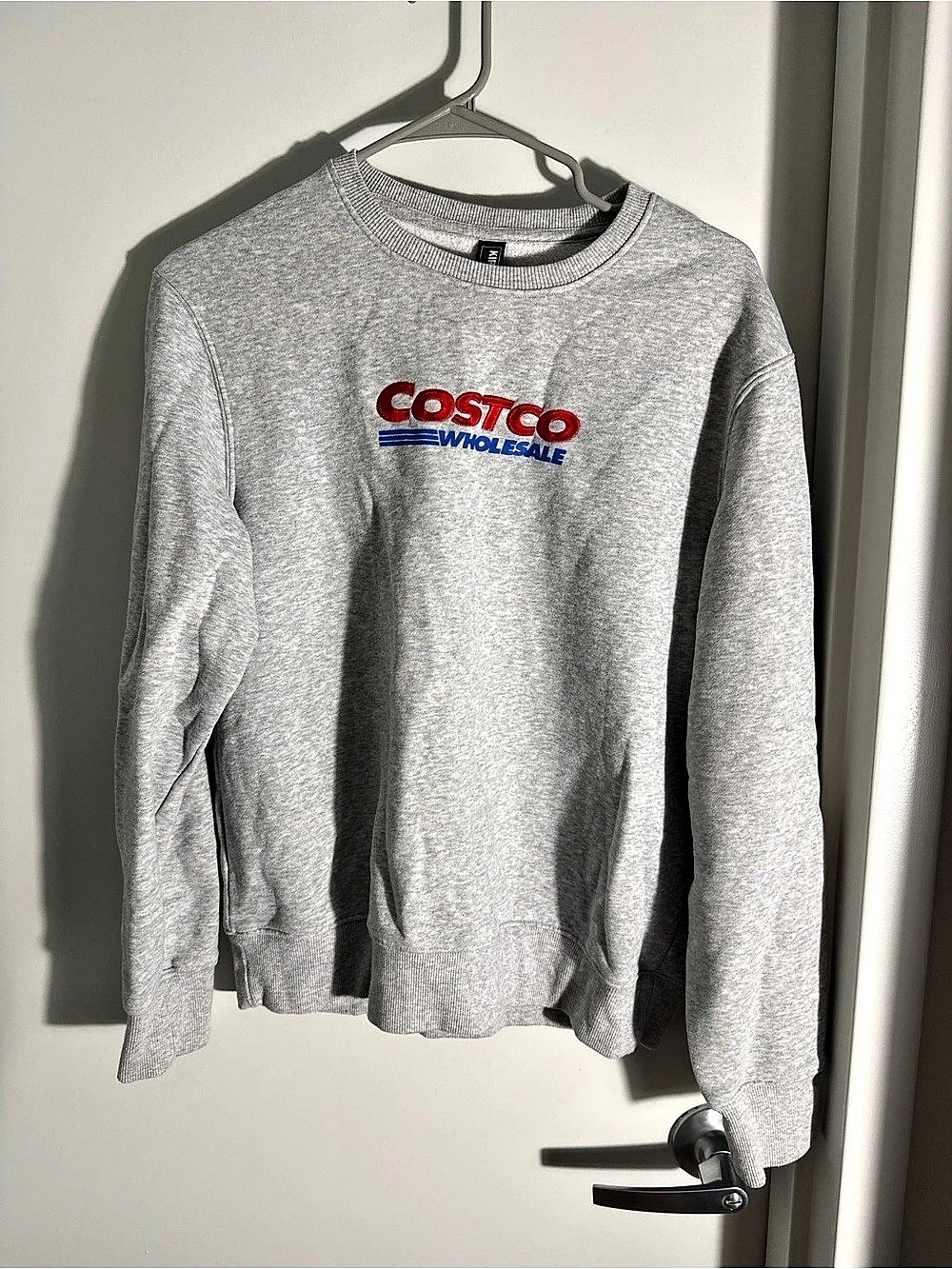 Costco Crewneck Sweatshirt in Gray Like New